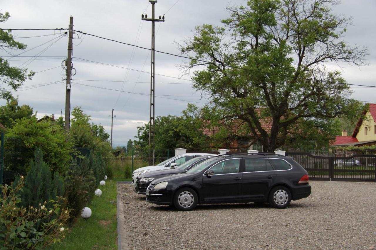 Poeme Hotel Sighetu Marmatiei Exterior photo