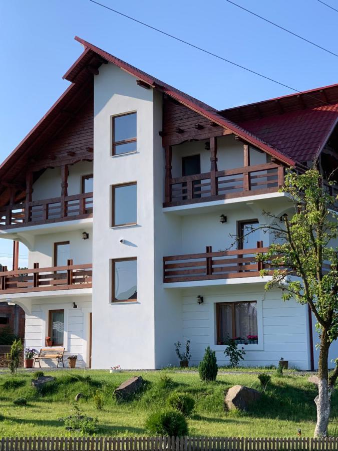 Poeme Hotel Sighetu Marmatiei Exterior photo